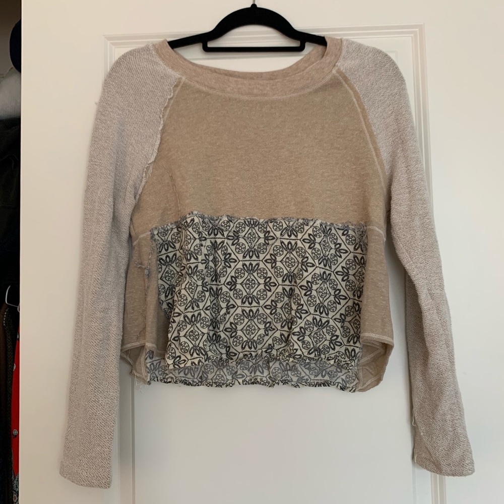Caren Forbes tan/black/white patterned sweater